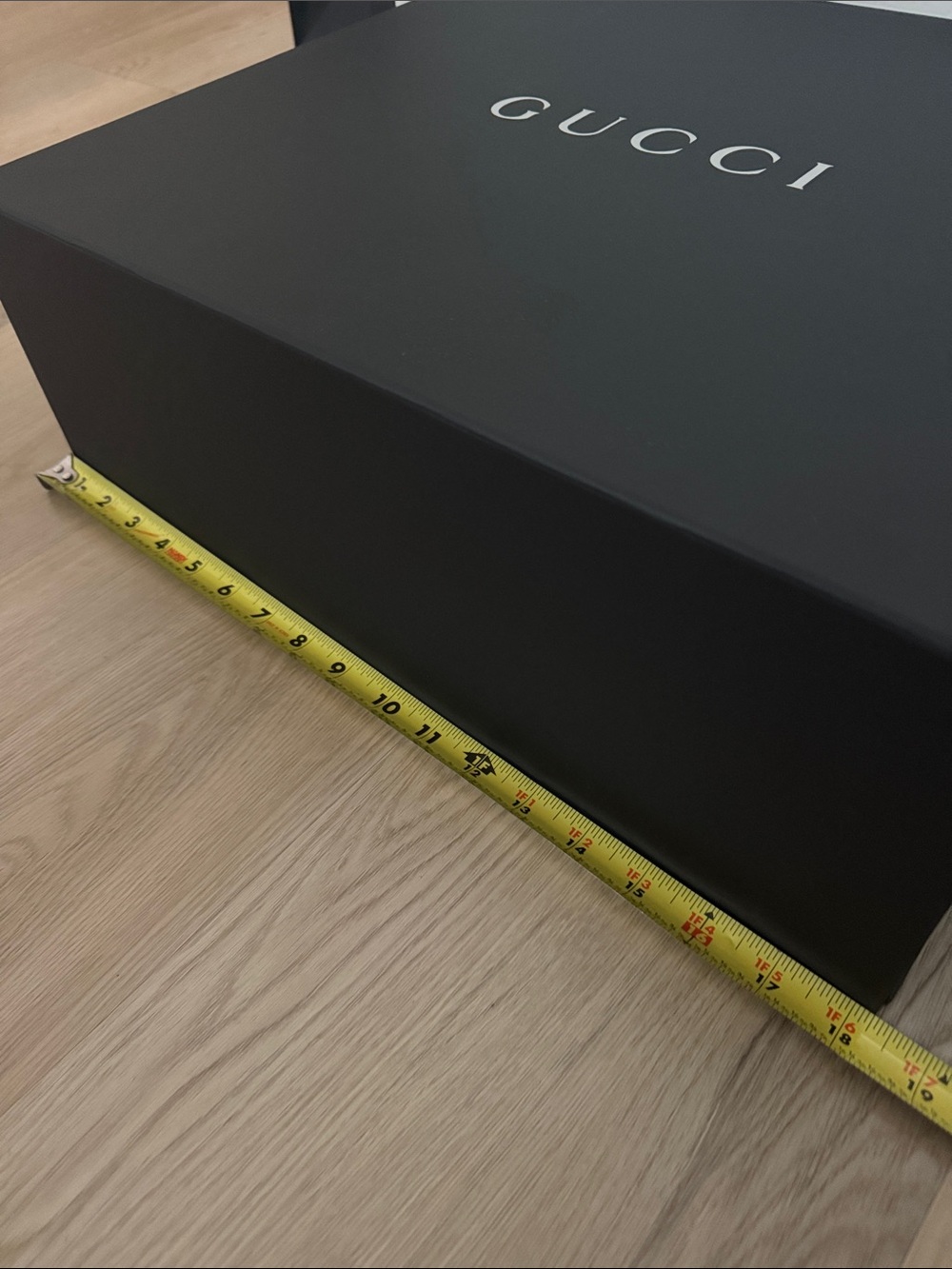 Gucci Black and Silver Logo Presentation Box - Picture 3 of 8
